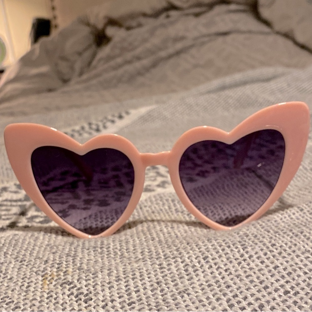 Pink heart frame sunglasses - adult